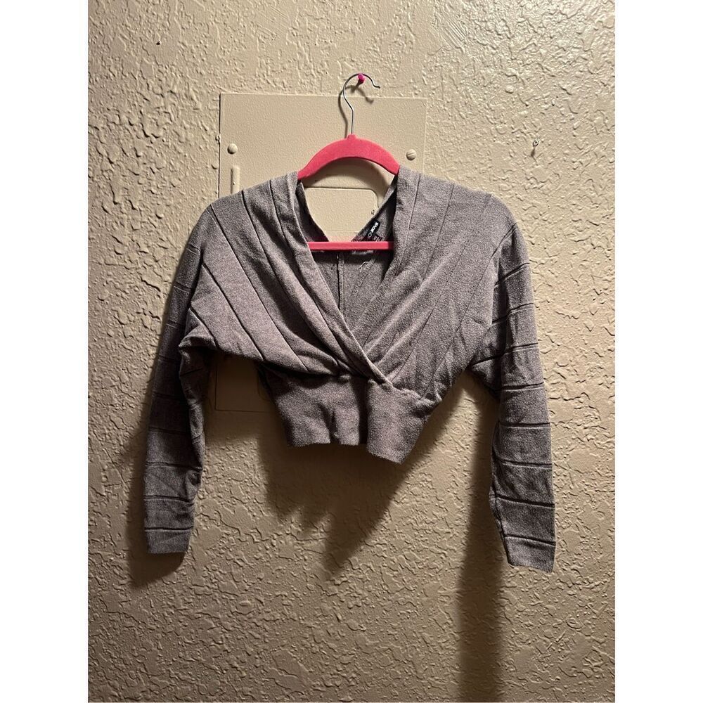Fashion Nova Grey Long Sleeve Crop Top Woman’s Size XS